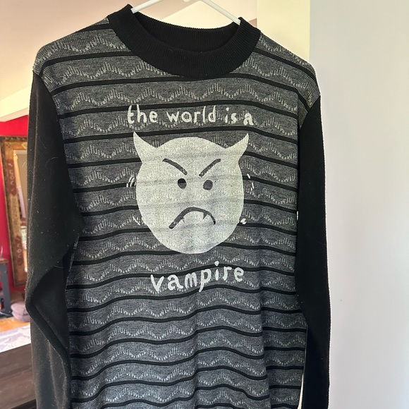 Vintage sweater Smashing Pumpkins World is a Vampire print - Picture 1 of 7